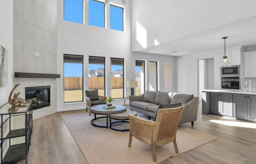 Perry 65 7103 Hawkcrest Lane, Living1 (1)