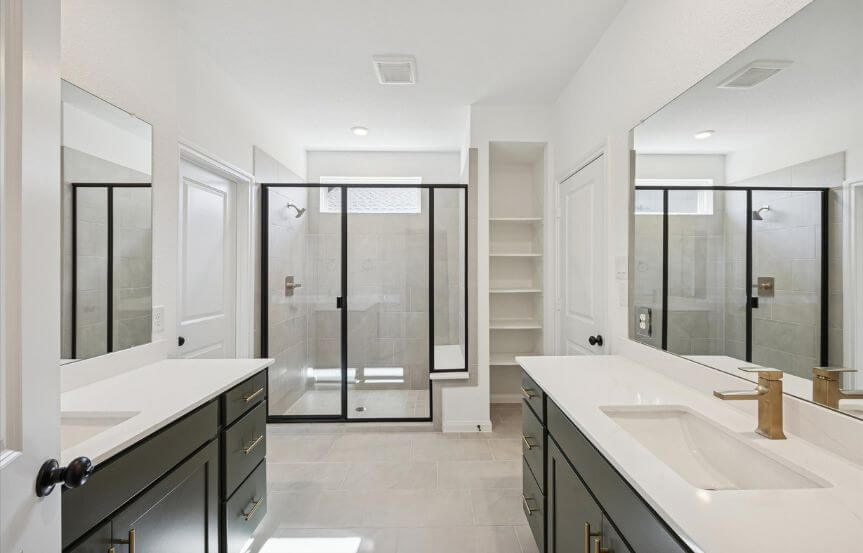 50 BR 7731 Clover Gully Primary Bath (1)