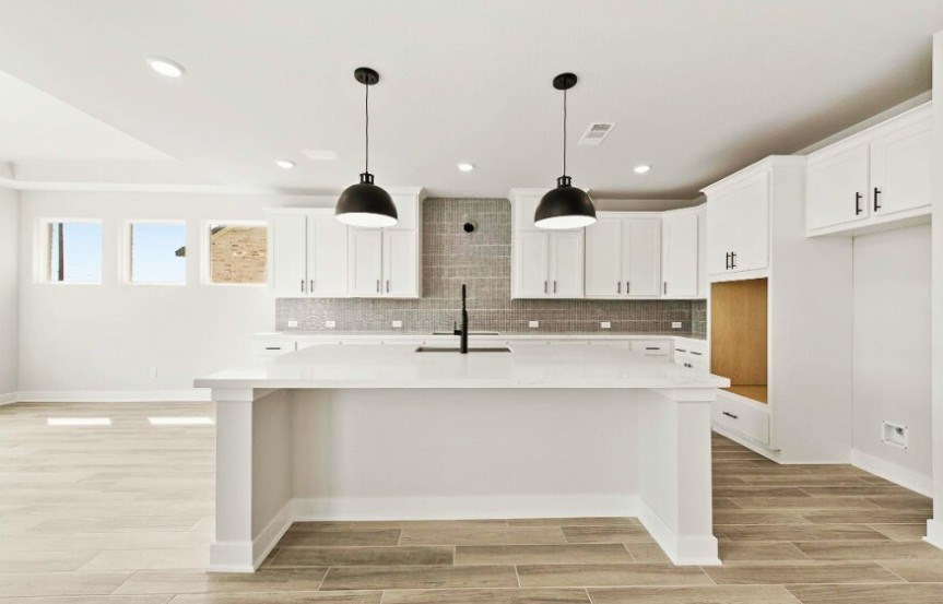 Westin 60 25219 Aster Hills Lane Kitchen 1