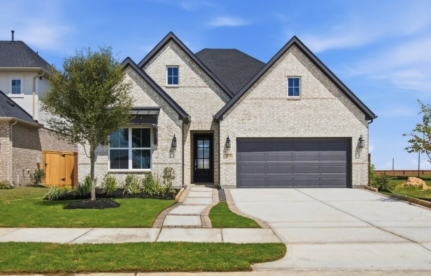 TB 50 . 25718 Leadplant Cove Ln . Exterior