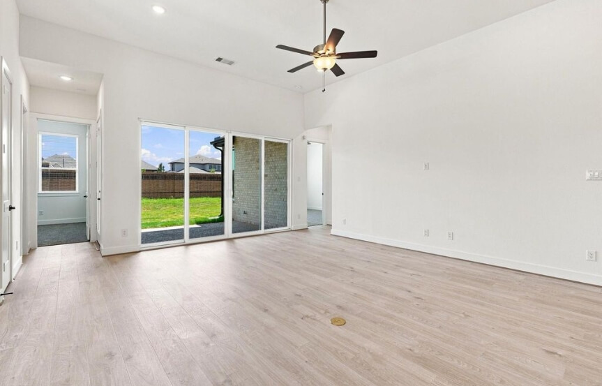Chesmar 50 . 25103 Midnight Willow Dr . Interior 3