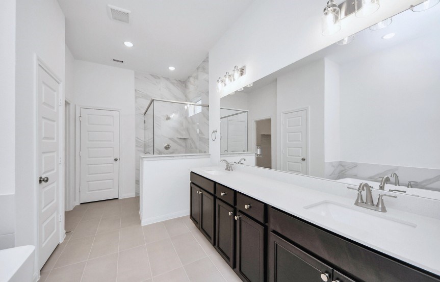 Brookfield 50 7706 Clover Gully Primary Ensuite 2