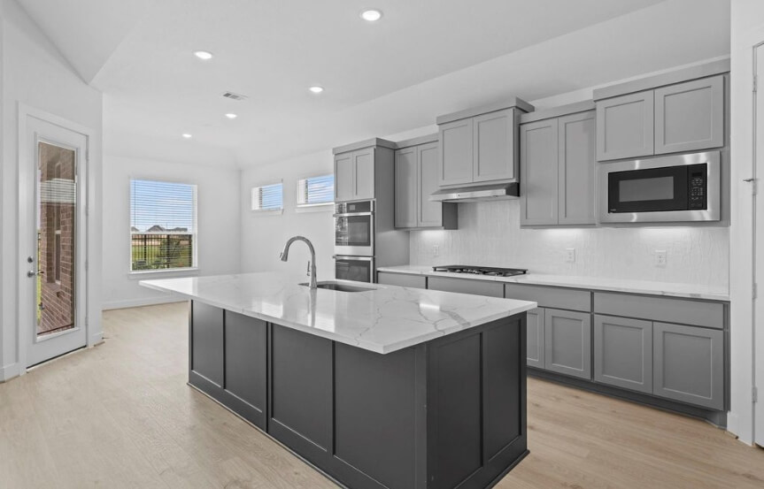 25106 Skyline Prairie Ln Kitchen Dining