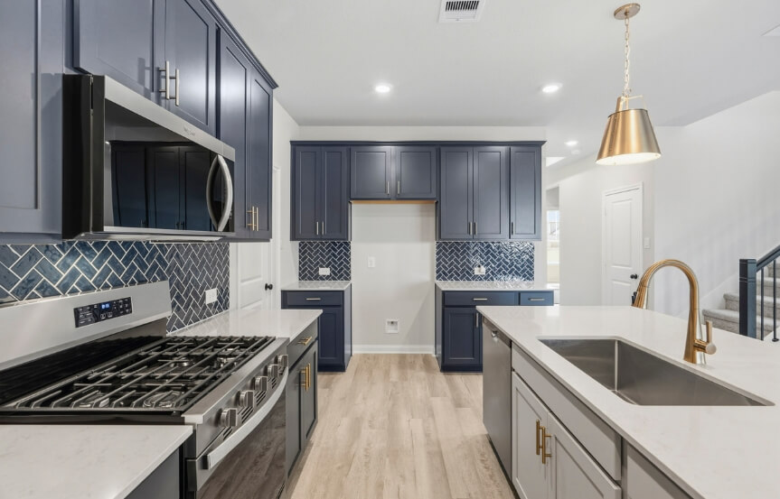 Brookfield 45 . 6419 Haltwhistle Ln . Kitchen 2
