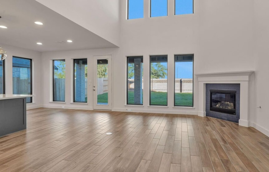 Perry 55 7206 Prairie Rye Drive, Livingrm (1)