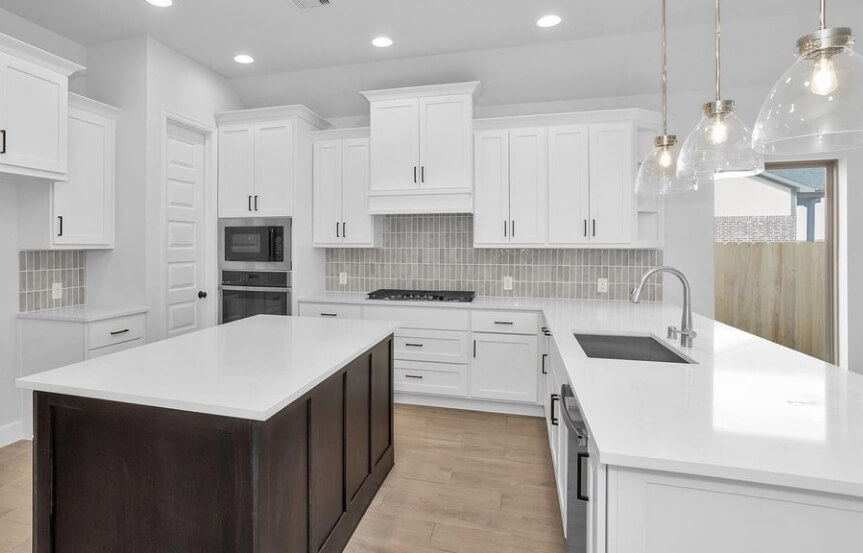 Perry 45 7438 Fraser Peak Dr, Kitchen2 (1)