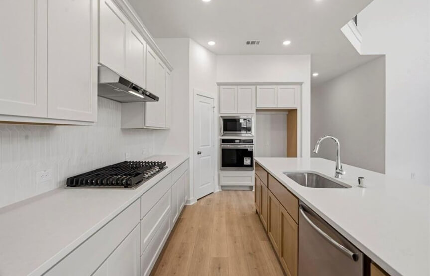 Highland 55 . 25014 Grassdale Ln . Kitchen 2