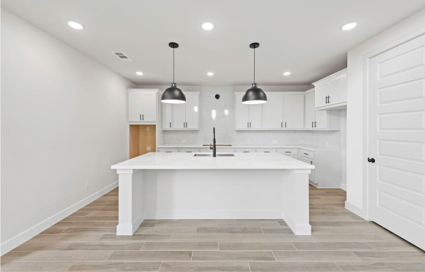 Westin 40 24914 Poppy Terrace Ln Kitchen