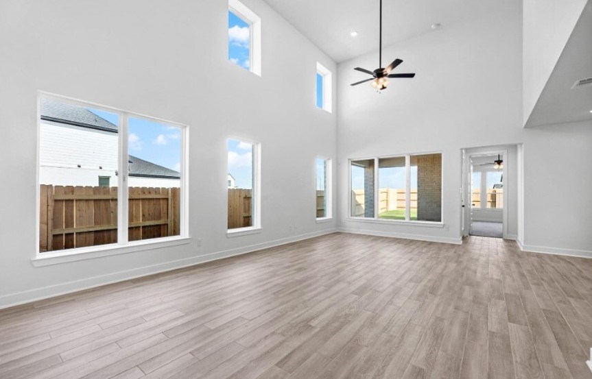 Westin 40 24950 Vervain Meadow Trail Living 1