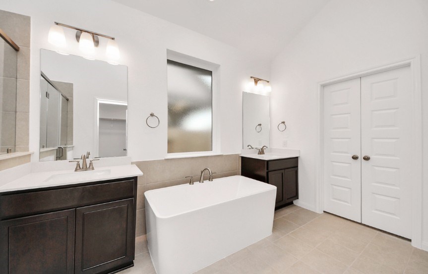 Brookfield 50 24910 Water Birch Way Primary Ensuite 1
