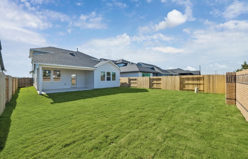 BR 45 22734 Norcrest Hills Backyard (1)