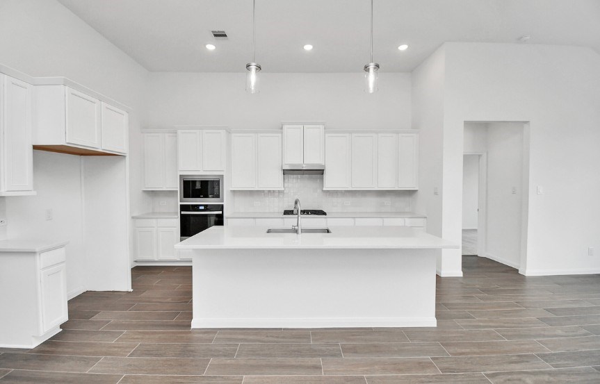 Brookfield 50 25115 Midnight Willow Drive Kitchen 2