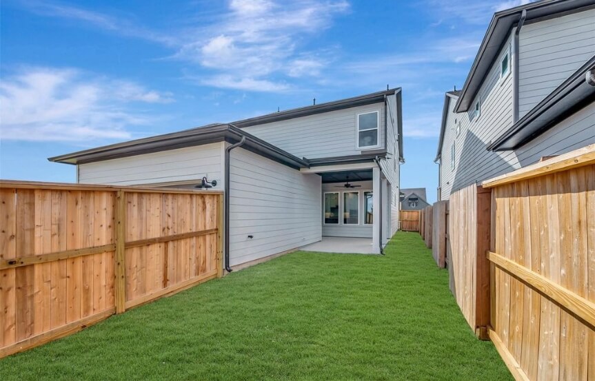DW AL. 6430 Haltwhistle Ln. Backyard
