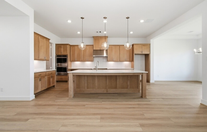 TB 60 . 7311 Lilac Orchid Ln . Kitchen