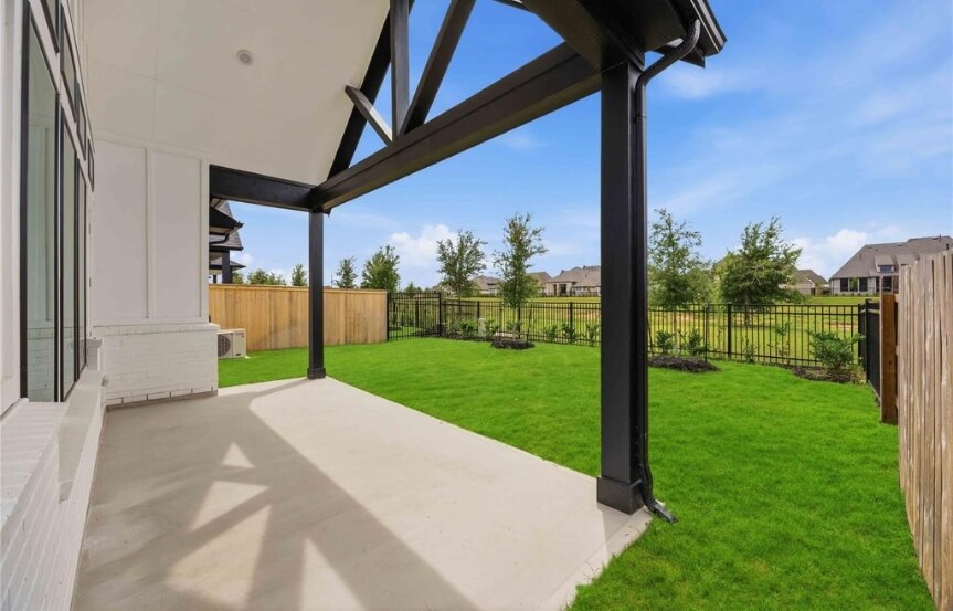 Beazer 7727 Cattail Shallows Ln Patio