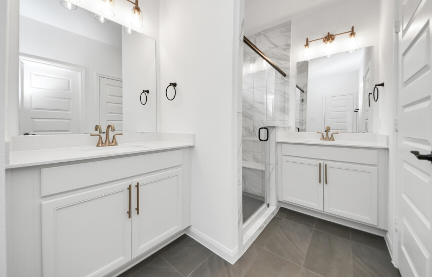 Brookfield 40 7327 Blue Gentiana Lane, Bathroom1 (1)