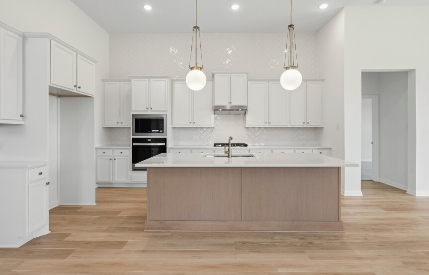 Brookfield 50 . 25015 Bison Creek Lp . Kitchen