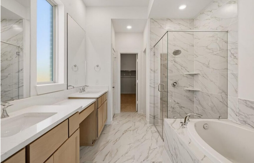 Highland 55 . 25030 Wilderness Haven Ln . Primary Bath