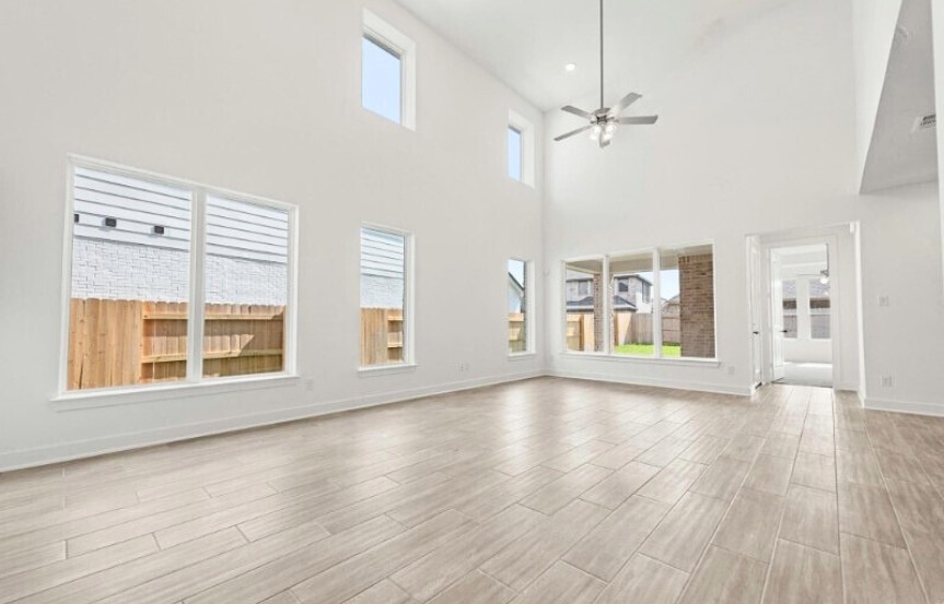 Westin 40 24927 Vervain Meadow Trail Living 1