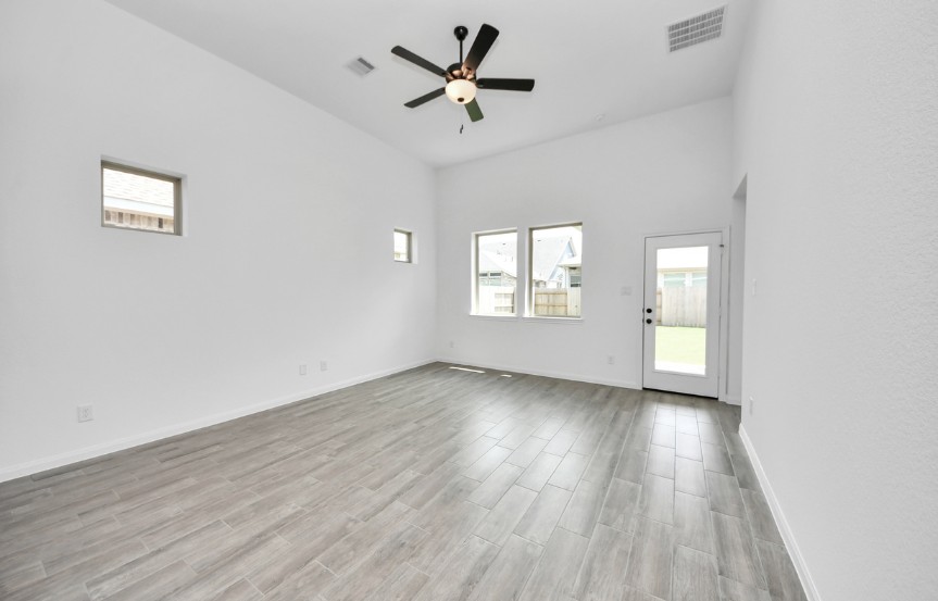 Brookfield 50 7722 Clover Gully Lane Living