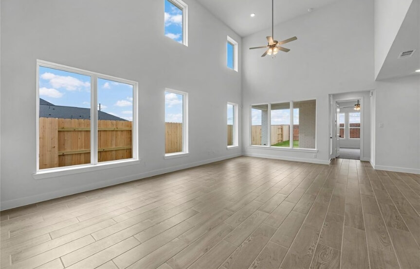 Westin40 7907 Clover Gully Ln, Living (1)