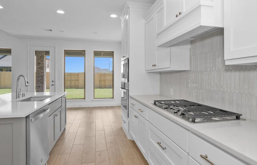 Perry 55 7206 Bush Glade Dr Kitchen 2
